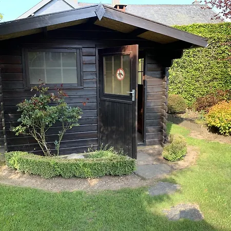 Cozy With Pond, Malmedy, Cleaning Included Chalet *