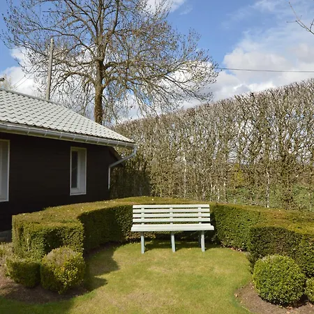 Chalet Cozy With Pond, Malmedy, Cleaning Included