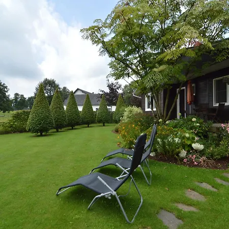 Cozy With Pond, Malmedy, Cleaning Included Alpesi faház *
